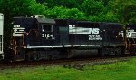 NS GP38-2 5124